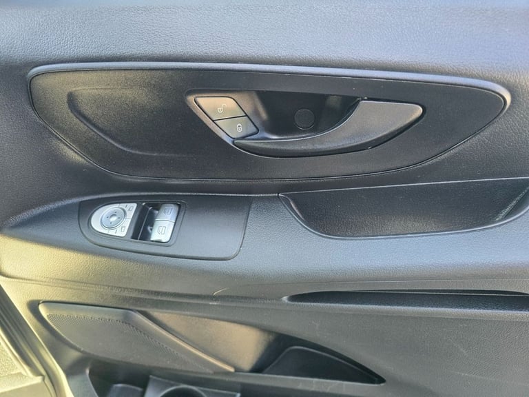 2021 Mercedes-Benz Vito 2.0 116 CDI Progressive XLWB Van, 79,239 miles, 1 owner, full service his...