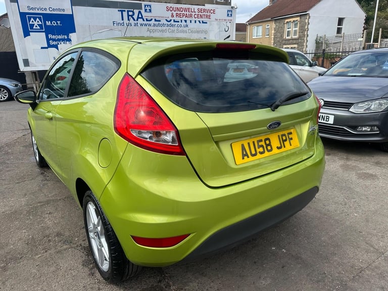 2010 Ford Fiesta 1.4 Edge 5dr Auto HATCHBACK Petrol Manual