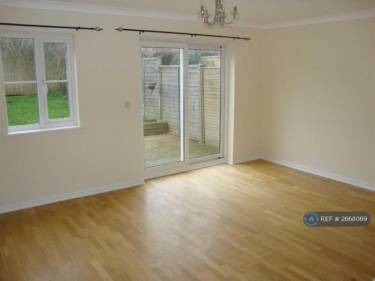 3 bedroom house in Olivine Close, Sittingbourne, ME10 (3 bed) (#2668069)