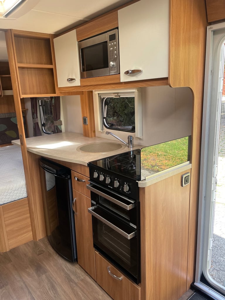 ** SOLD SOLD ** SWIFT FREESTYLE SE FB 