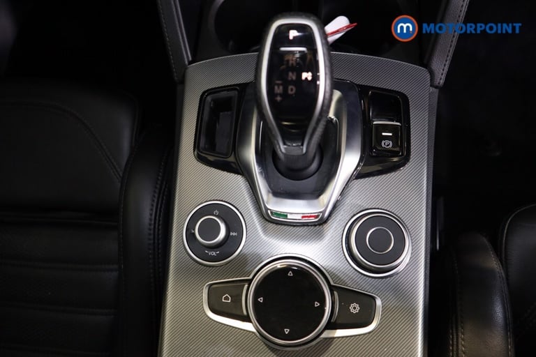 2020 Alfa Romeo Stelvio 2.2 D 210 Veloce 5dr Auto ESTATE DIESEL Automatic