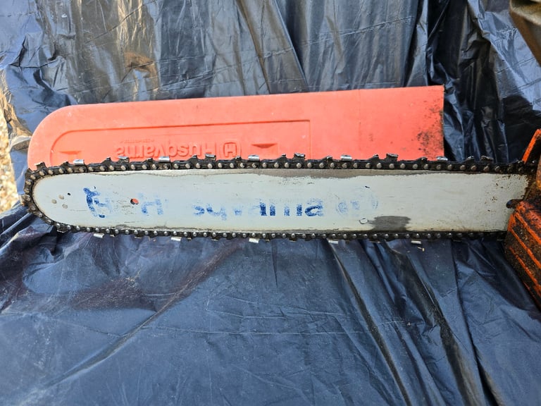 Husqvarna 136 2 stroke chainsaw