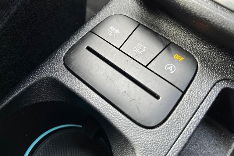 2023 Ford Puma 1.0 EcoBoost Hybrid mHEV ST-Line 5dr ** Sync 3 - Bluetooth / USB Connection Hatchb...