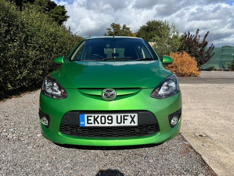 2009 Mazda Mazda2 1.5 Sport 5dr HATCHBACK Petrol Manual - Image 5