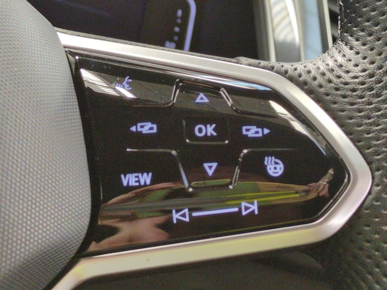 2022 Volkswagen Tiguan Allspace 1.5 TSI R-Line SUV 5dr Petrol DSG Euro 6 (s/s) (150 ps) - AUTO PA...