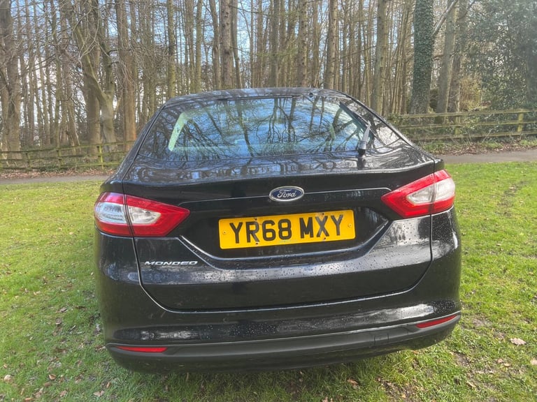 FORD MONDEO 2.0 TDCi ECO Zetec Edition Black Manual Diesel 2018