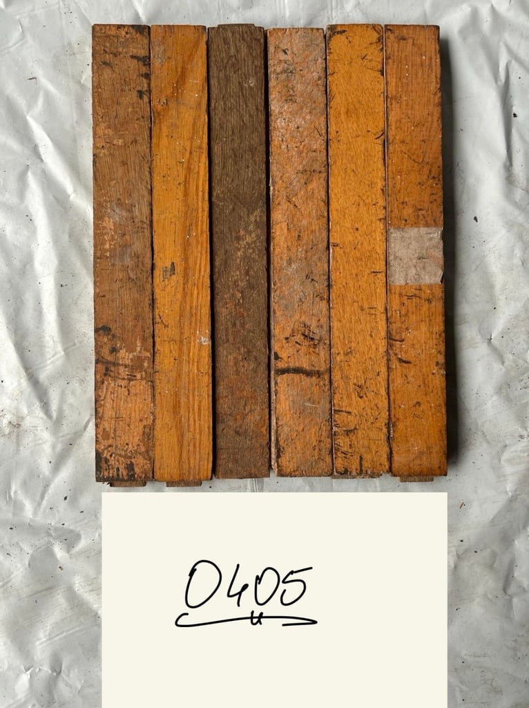 image for 🌿 O405 — Reclaimed Oak Parquet Flooring (40 x 5 cm) @wood_job_uk