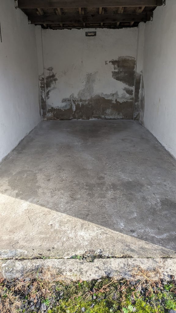 Garaage / Lock Up for rent - Glasgow Southside
