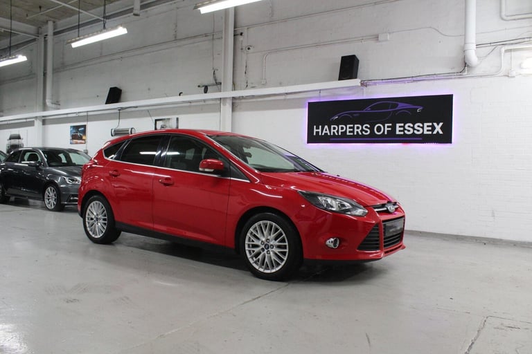 2012 Ford Focus 1.0T EcoBoost Zetec Euro 5 (s/s) 5dr HATCHBACK Petrol Manual