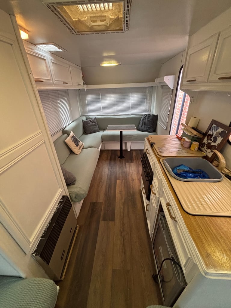 Elddis wisp 450 eb 