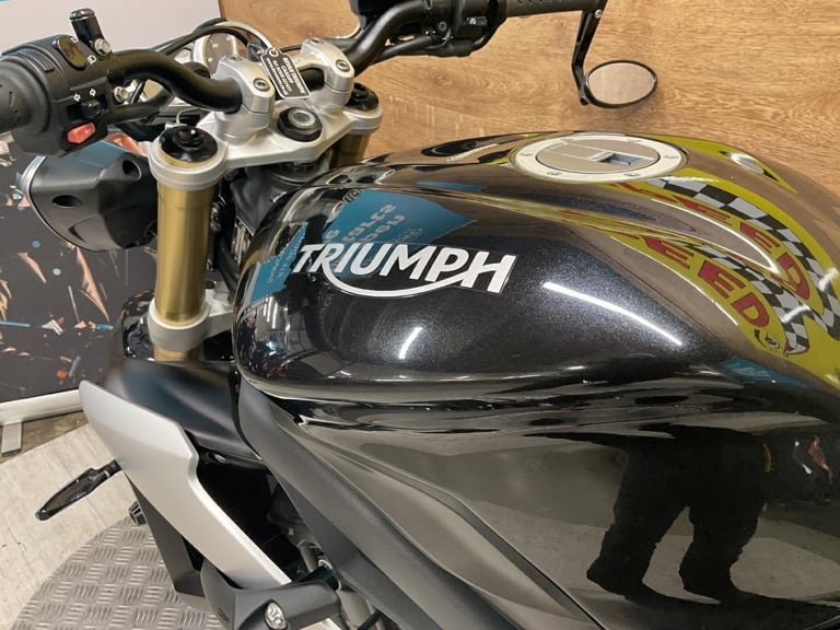 Triumph Street Triple ABS