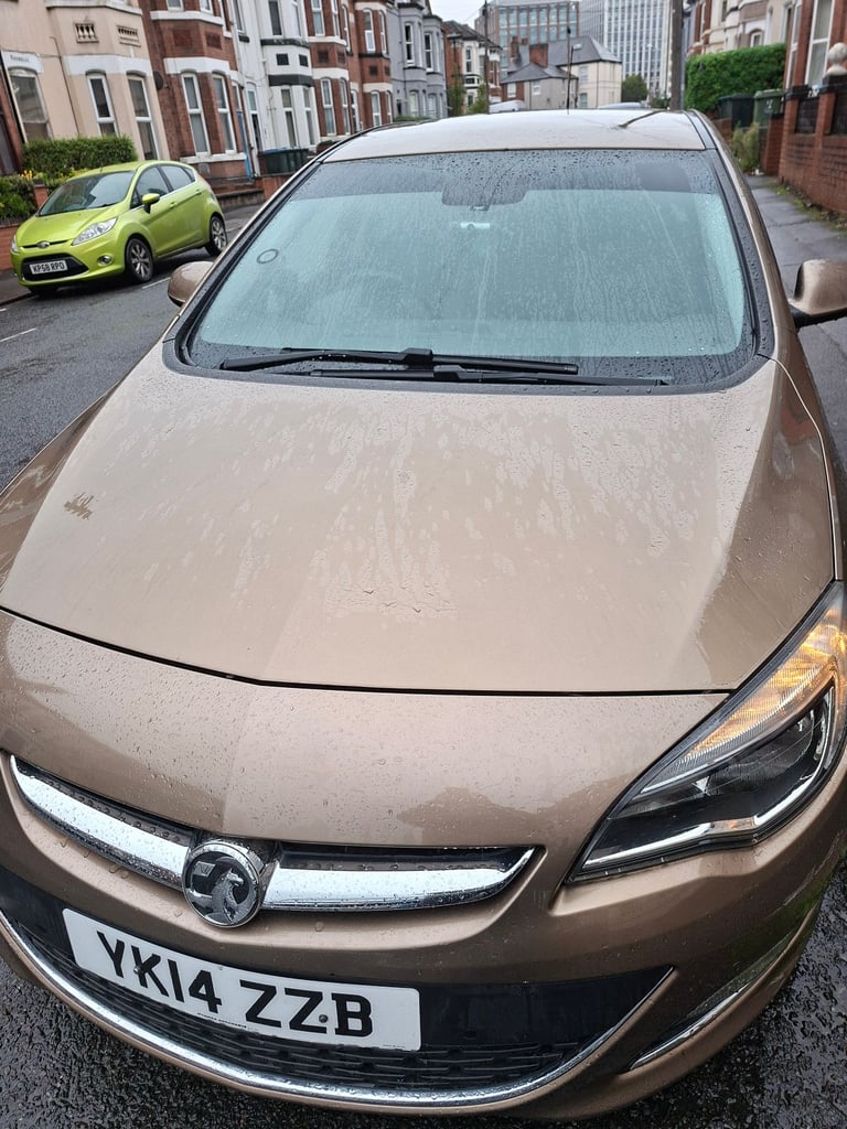 Vauxhall, ASTRA, Hatchback, 2014, Manual, 1598 (cc), 5 doors