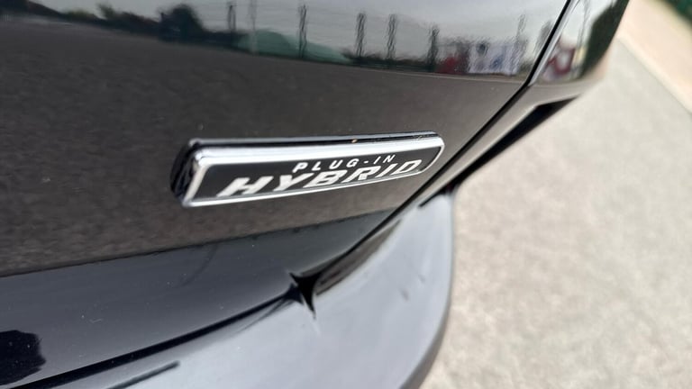 Ford Kuga 2.5 Duratec 14.4kWh ST-Line X Edition SUV 5dr Petrol Plug-in Hybrid CVT Eur Petrol/Ele...