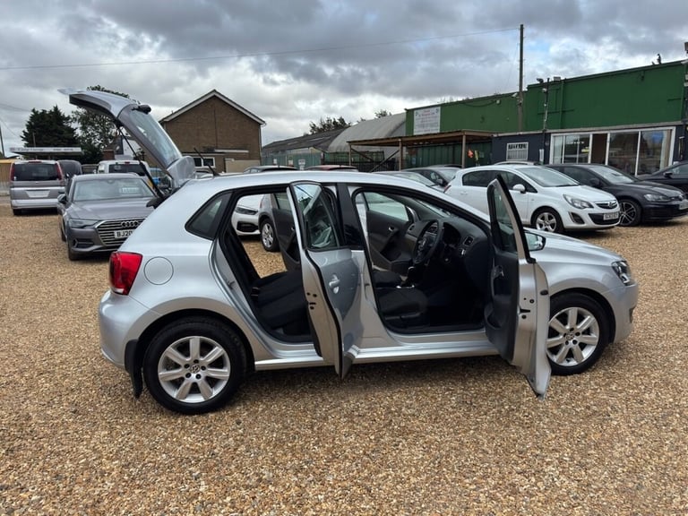 2012 Volkswagen Polo 1.4 SE Hatchback 5dr Petrol DSG Euro 5 (85 ps) Hatchback Petrol Automatic
