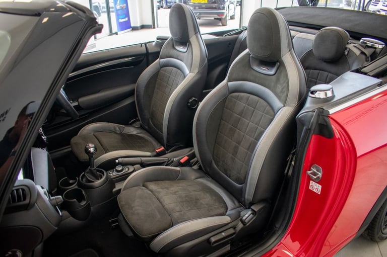 2021 71 MINI CONVERTIBLE 2.0 JOHN COOPER WORKS CONVERTIBLE 2DR PETROL MANUAL EUR