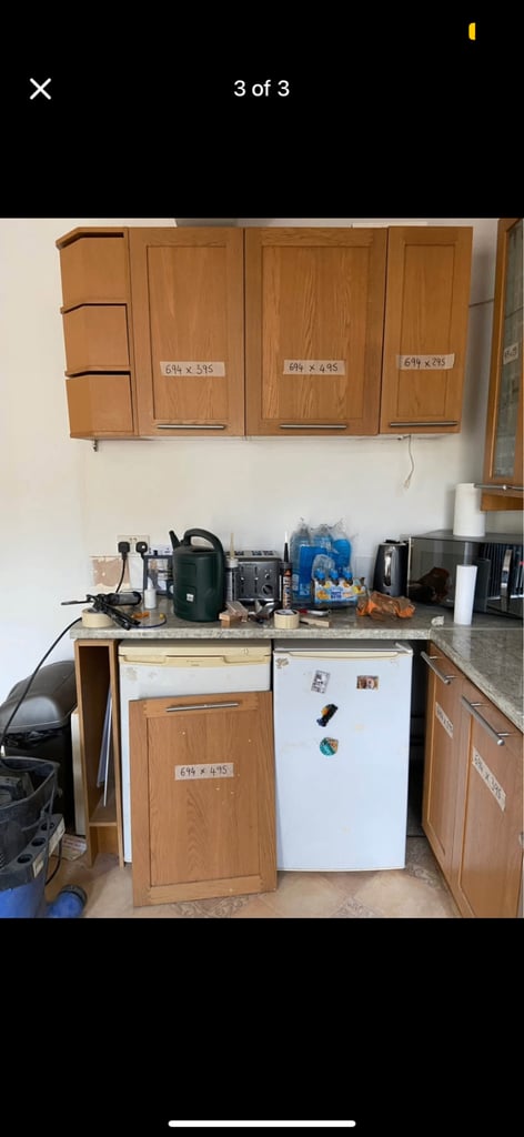 Kitchen wall units and doors