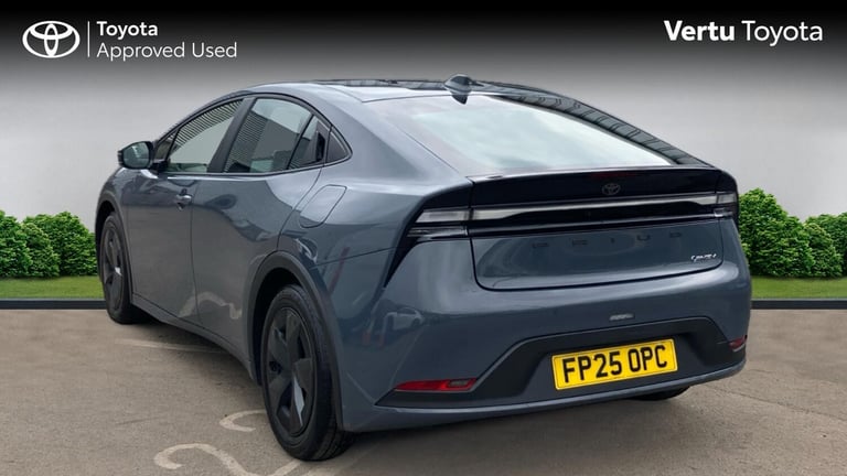 2025 Toyota Prius 2.0 PHEV Design 5dr CVT HATCHBACK PETROL/ELECTRIC Automatic