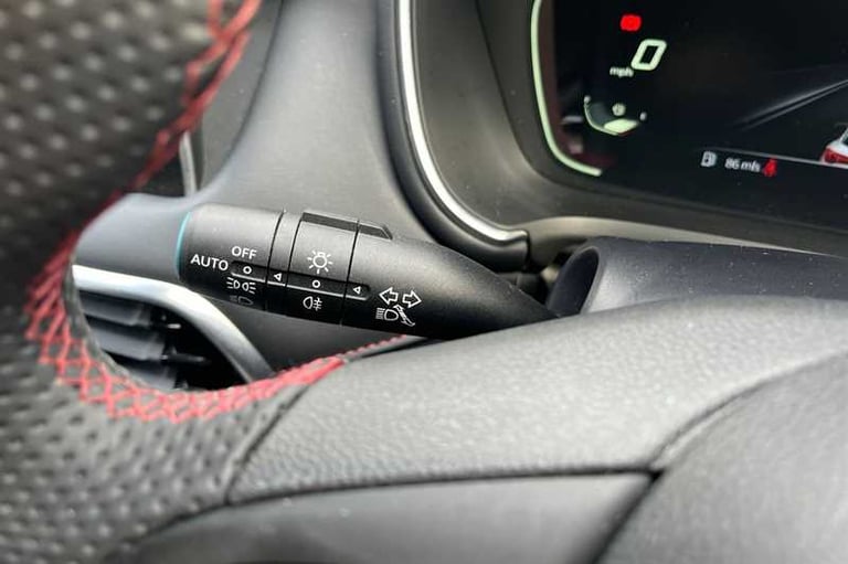 2024 MG MG HS 1.5 T-GDI TROPHY 5DR Hatchback Petrol Manual