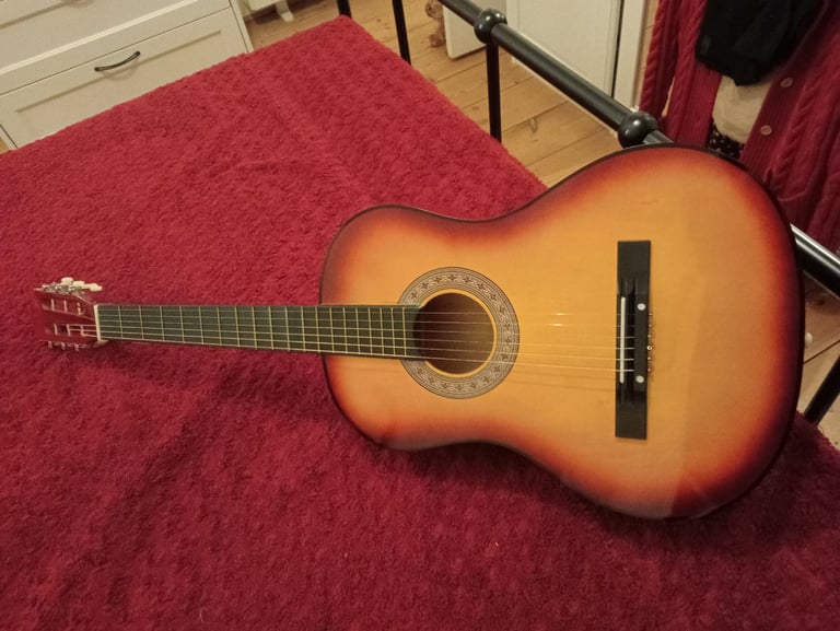 38" Acoustic guitar 