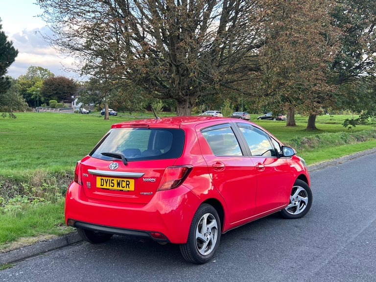 2015 Toyota Yaris 1.5 Hybrid Icon 5dr CVT HATCHBACK Petrol/Electric Hybrid Automatic