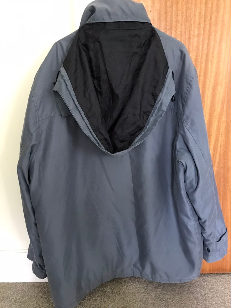 Men’s Marks & Spencer Coat - Size Medium