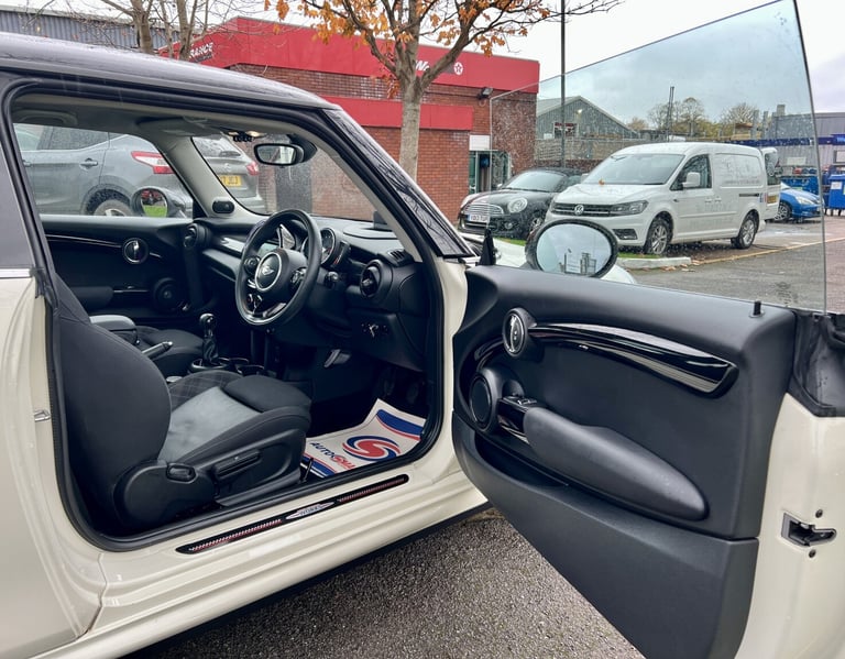 MINI HATCH 2.0 Cooper S 3-Door Hatch 2018