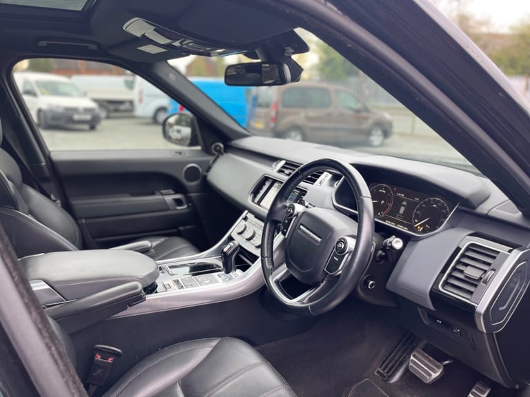LAND ROVER RANGE ROVER SPORT SDV6 HSE DYNAMIC 7 seats 2014