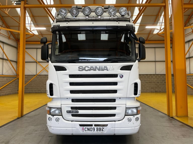 SCANIA R420 HIGHLINE 8X2 FLATBED - 2009 - CN09 BBZ*