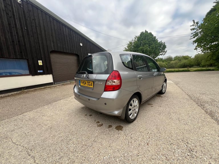 Honda Jazz 1.4 SE Air Con - Walk Around Video