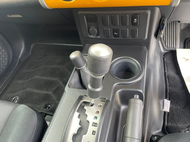 2011 Toyota FJ Cruiser FJ CRUISER FJ40 LANDCRUISER AMAZON COLORADO  4x4 Petrol Automatic