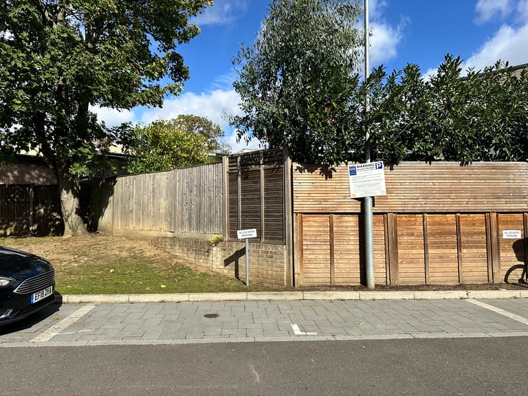 Parking space available – Bourke Close, Clapham SW4 8ER