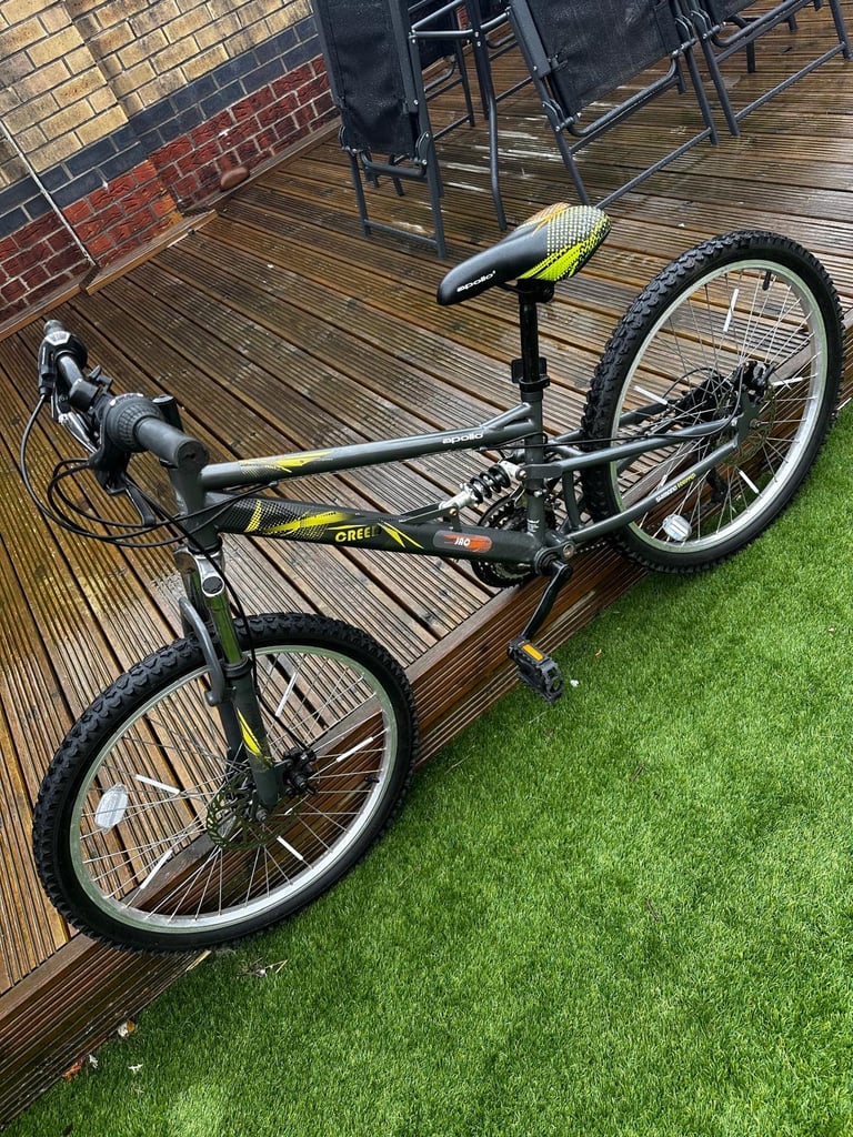 Apollo Creed Junior Mountain Bike