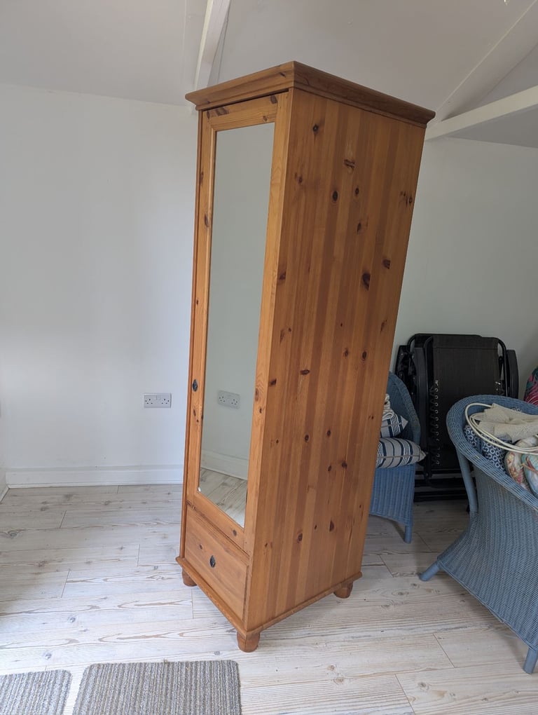 Single wardrobe solid wood as new