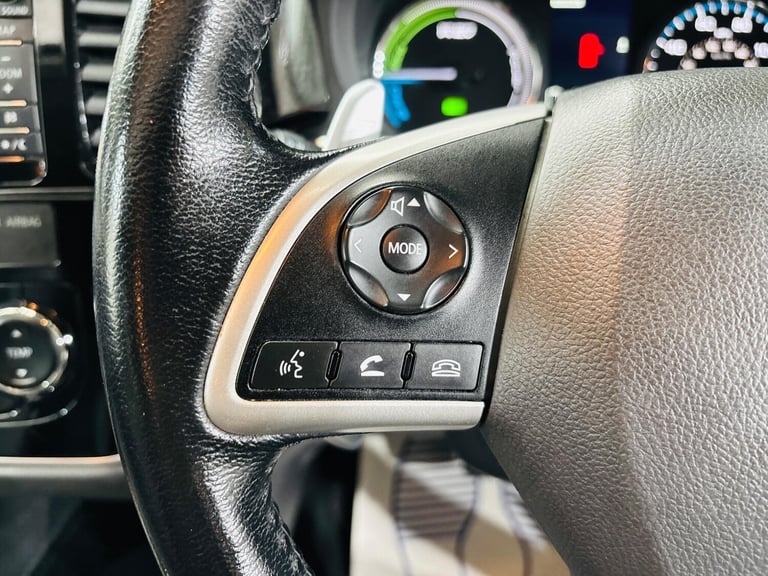 2014 Mitsubishi Outlander 2.0h 12kWh GX4h CVT 4WD Euro 5 (s/s) 5dr ESTATE Petrol/Electric Hybrid ...
