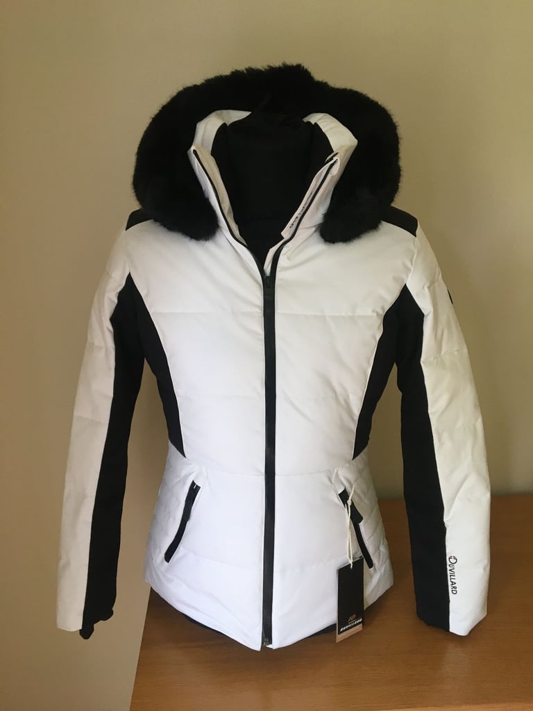 KNUTSFORD SKIWEAR SALE