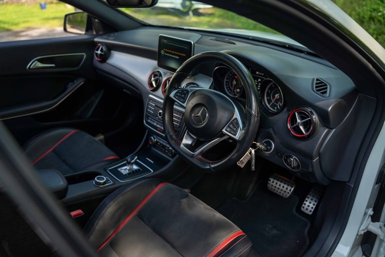 2015 Mercedes-Benz CLA45 AMG 4 Matic Shooting Brake Estate Pan roof, Huge Spec!