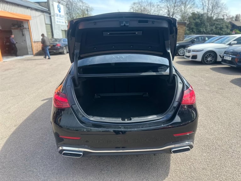 2022 Mercedes-Benz C Class 2.0 C220dh MHEV AMG Line G-Tronic+ Euro 6 (s/s) 4dr SALOON Diesel/Elec...