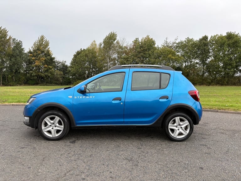 2014 Dacia Sandero Stepway 0.9 TCe Laureate 5dr HATCHBACK Petrol Manual