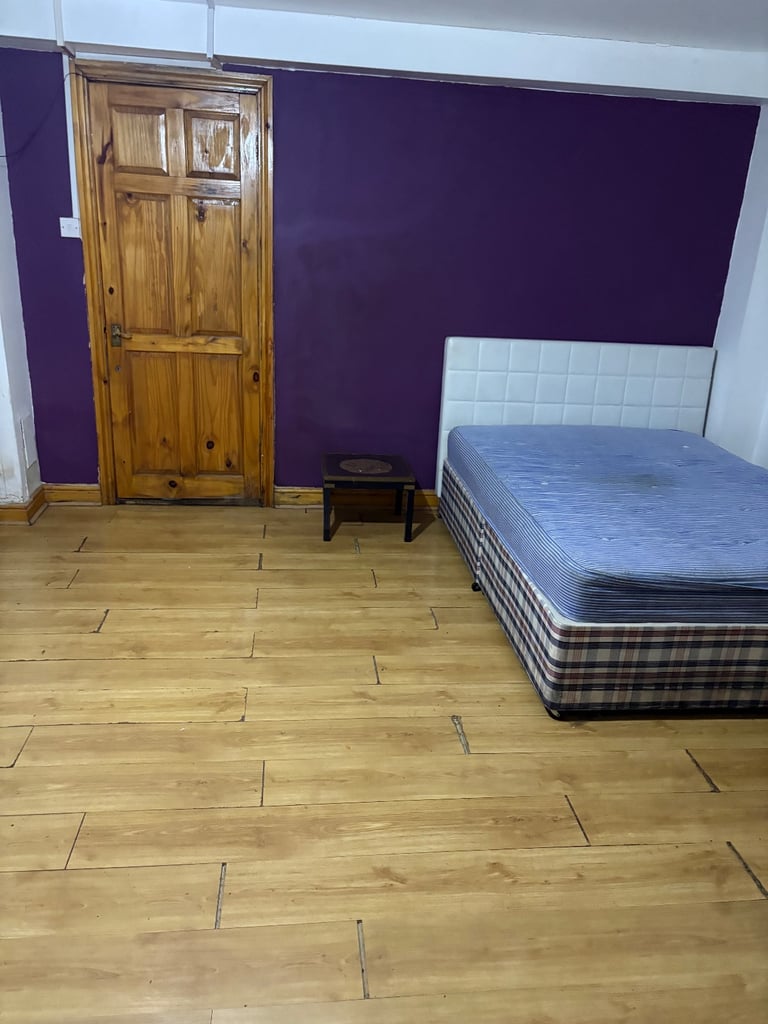 Room to let 