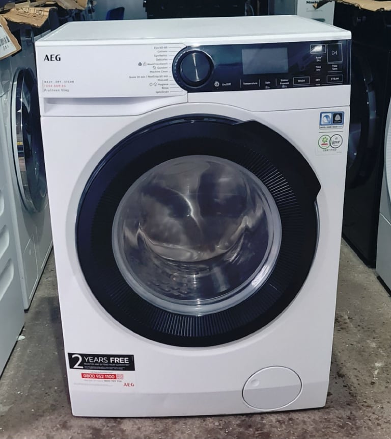 AEG Smart Washer Dryer £860rrp!- Free local delivery and fitting
