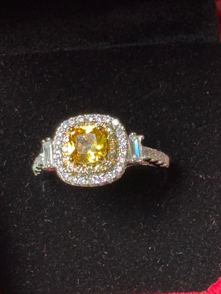Sterling Silver Champagne & Clear Zircon Ring 