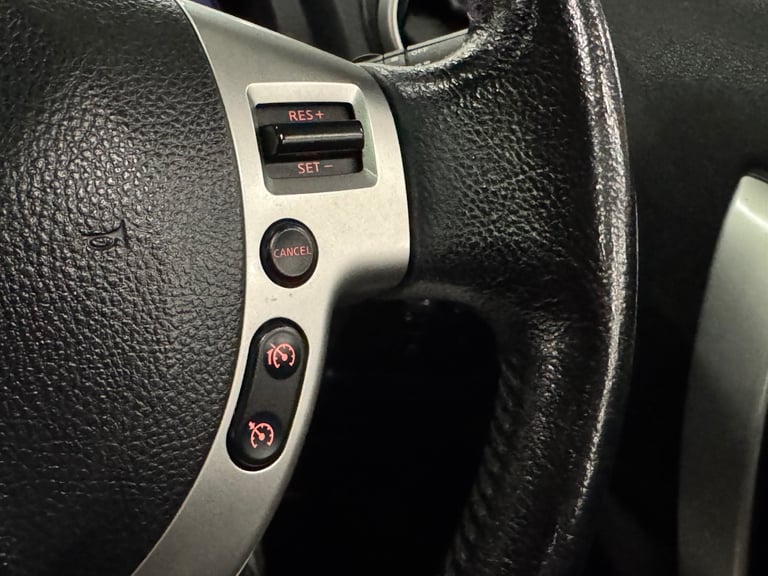 Nissan, QASHQAI, Hatchback, 2013, Manual, 1598 (cc), 5 doors