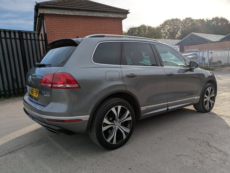 2016 Volkswagen Touareg 3.0 V6 TDI BlueMotion Tech 262 R-Line 5dr Tip Auto ESTATE Diesel Automatic