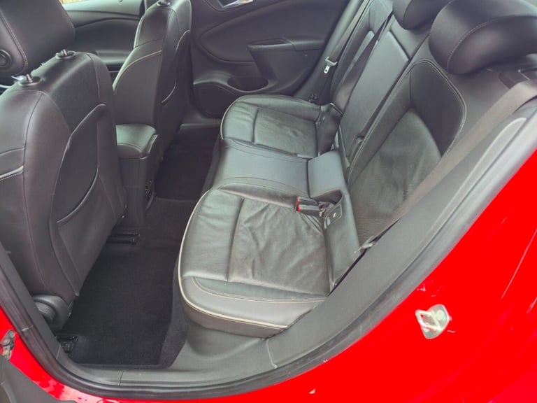  Vauxhall Astra 1.6 CDTi BlueInjection Elite Nav Euro 6 (s/s) 5dr Diesel Manual