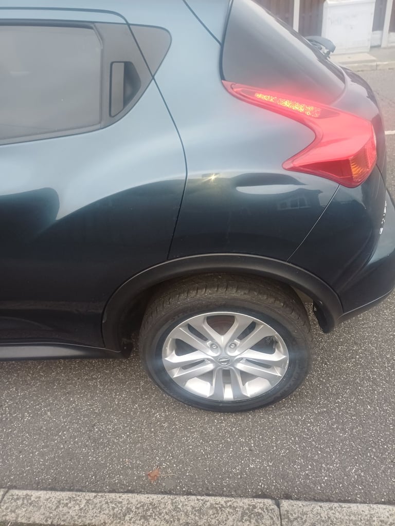 Nissan, JUKE, Hatchback, 2012, Manual, 1461 (cc), 5 doors