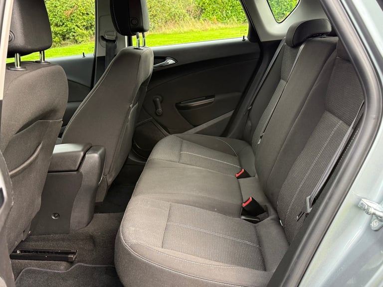 2015/65 VAUXHALL ASTRA 1.4 16V SRI 5DR SILVER GREY 113K MILES CRUISE &amp; ALLOYS