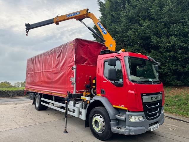 image for 2020 20 DAF LF 260 Euro 6 24ft sliding canopy flat bed Effer 100 remote crane