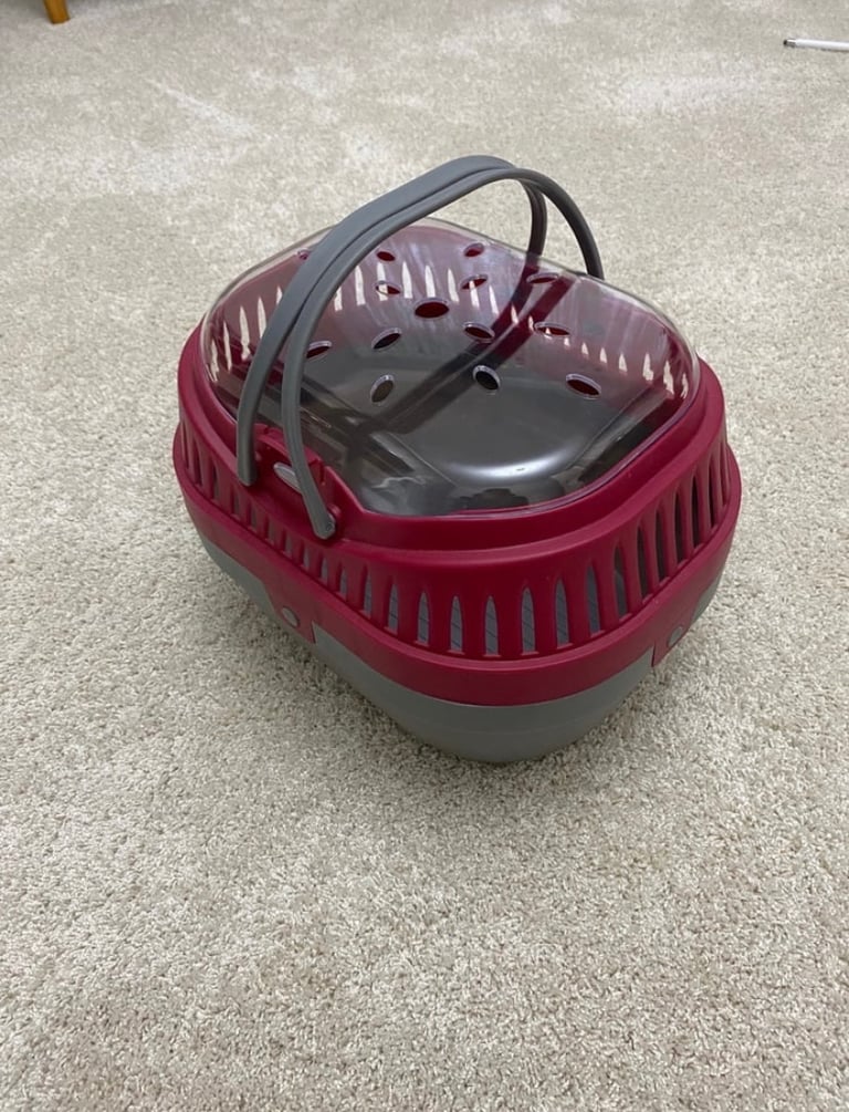 Pets At Home Small Pet Carrier ( hamster/gerbil/ mouse) 