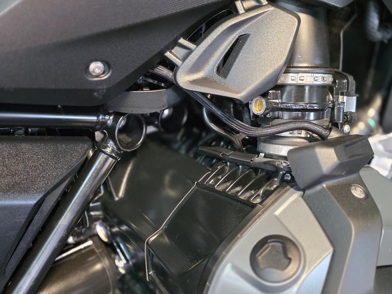 2020/70 BMW R 1250 R SPORT 8,000 MILE'S 