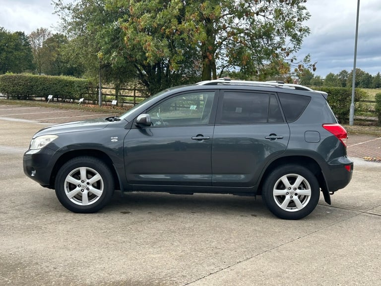 2008 58 Toyota Rav 4 2.2 D-4D XT-R 5Dr , 12mth MOT, tow bar , Sun roof etc